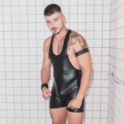 SEXY Fistbody - rubber look